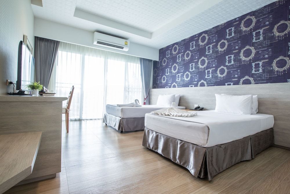 Juntra Resort and Hotel