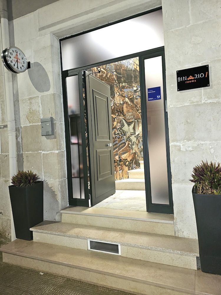 Binario1 Rooms -1 estrellas en Barletta