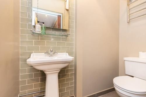 1777. At The Albion 3