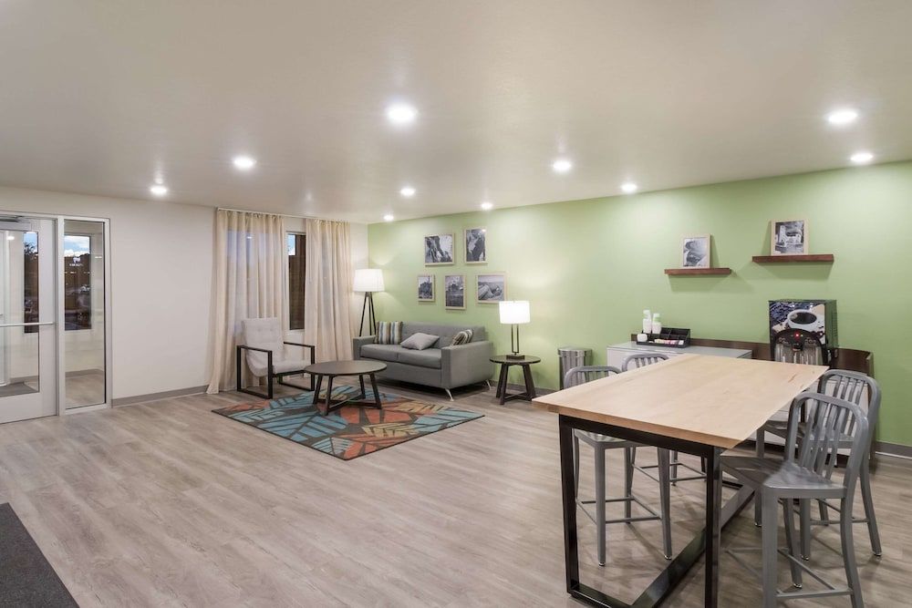 Woodspring Suites Mesa Chandler 3