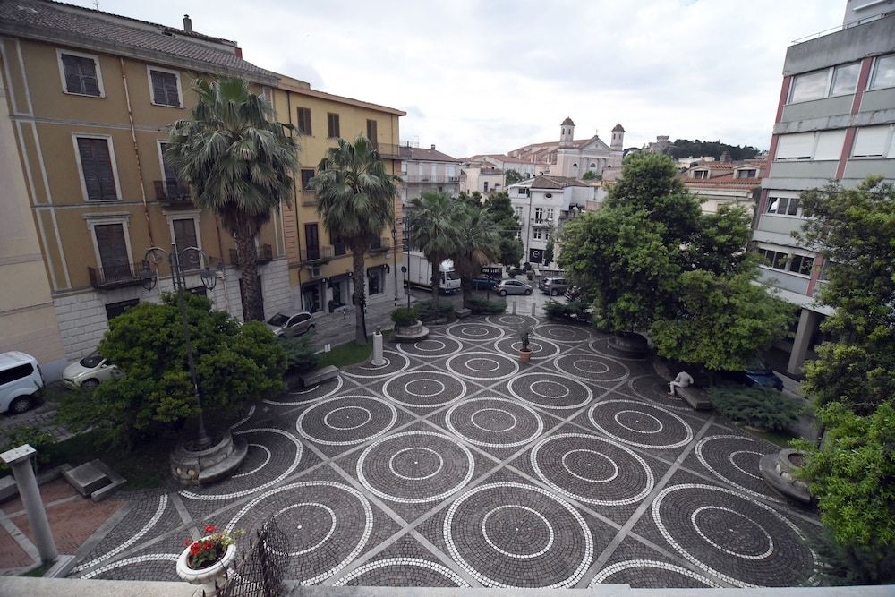 Domo Peonia Bianca 1