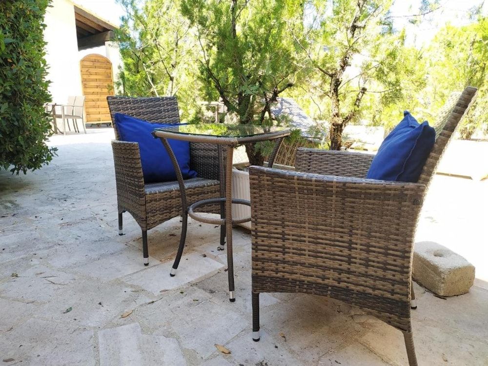 Le Mas des Amandiers 2