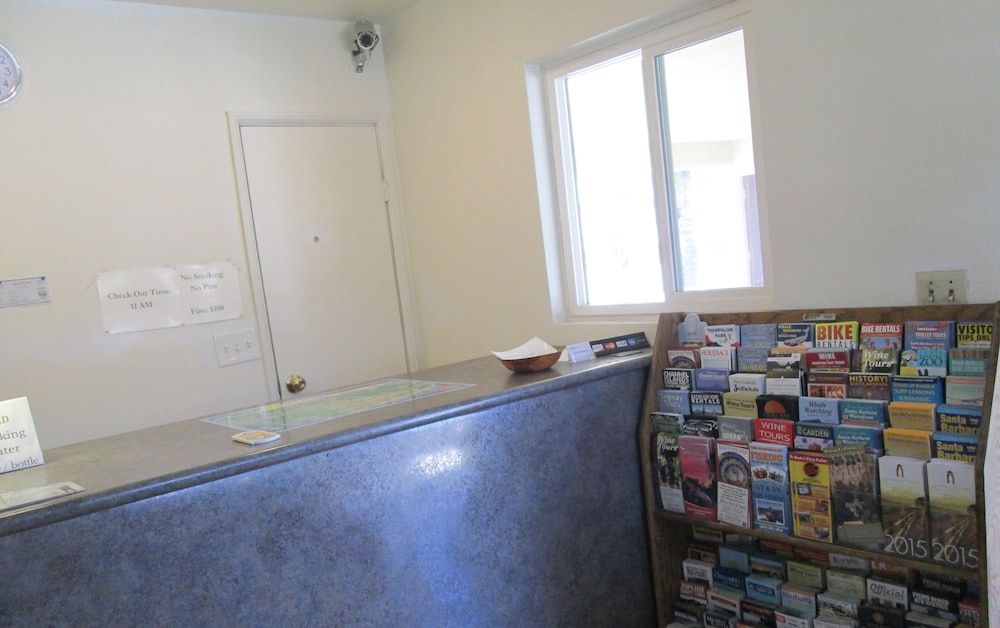 Town and Country Inn 3