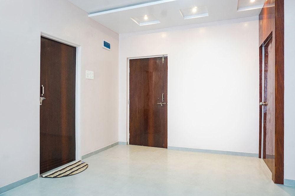 Fabhotel Skyline I 3