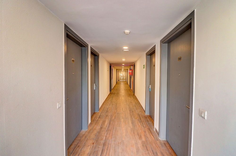 FabHotel Kirti Nagar New Delhi 2