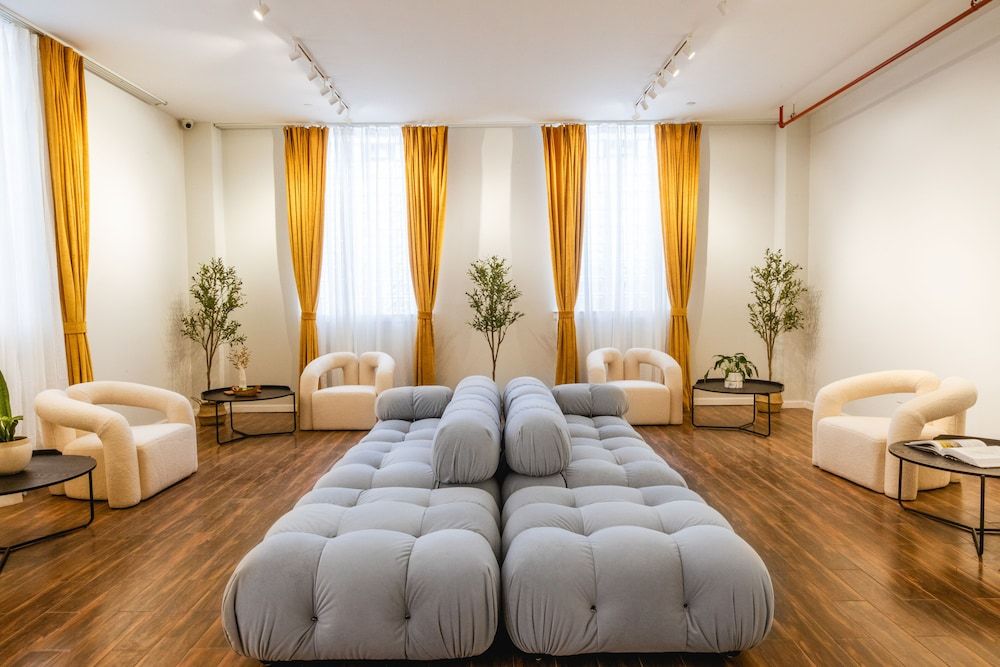 The Modernist Hotel 2