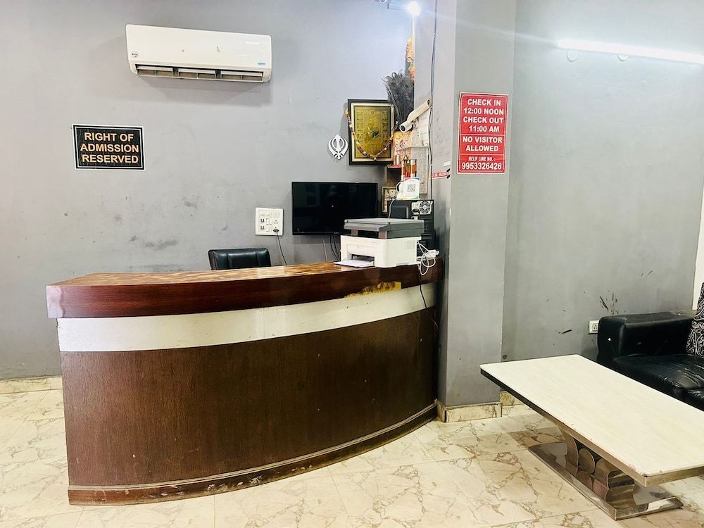 Hotel Green Arrow Rohini -1 estrellas en New Delhi
