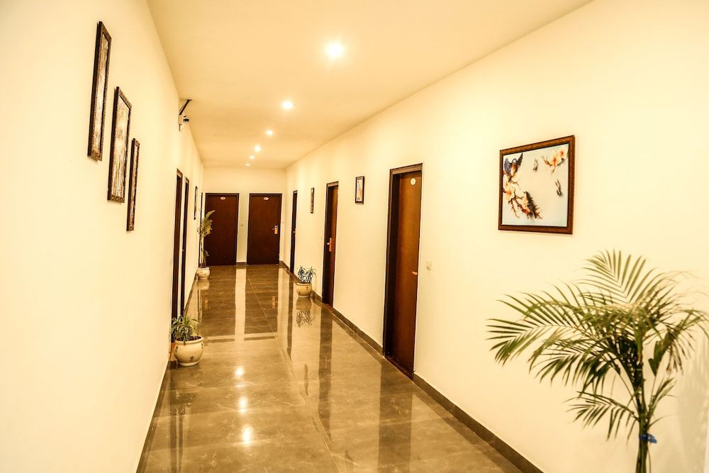 Airport Hotel Tashree 2