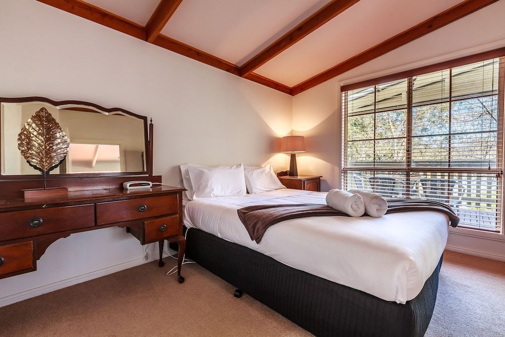 The Cottages at Hepburn Springs 3