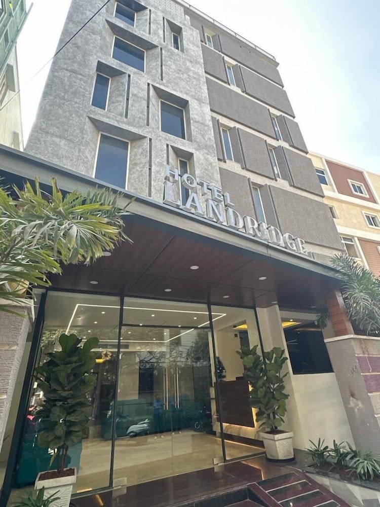 Hotel Landridge - Hitech City Hyderabad -1 estrellas en Hyderabad