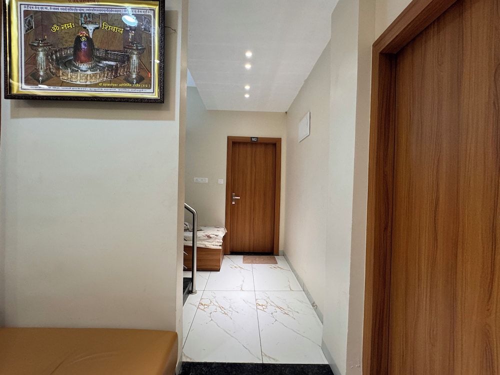 Hotel Shree Krishnam 2