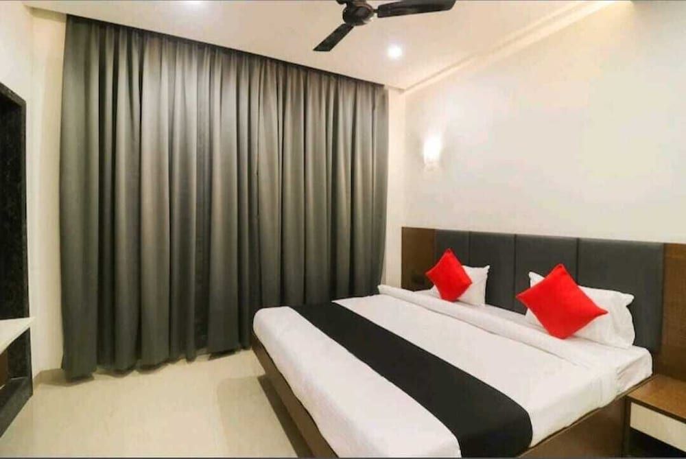 Hotel Nikhil Regency 2