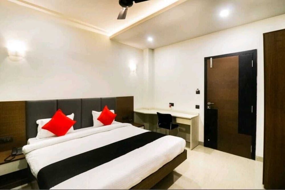 Hotel Nikhil Regency 3
