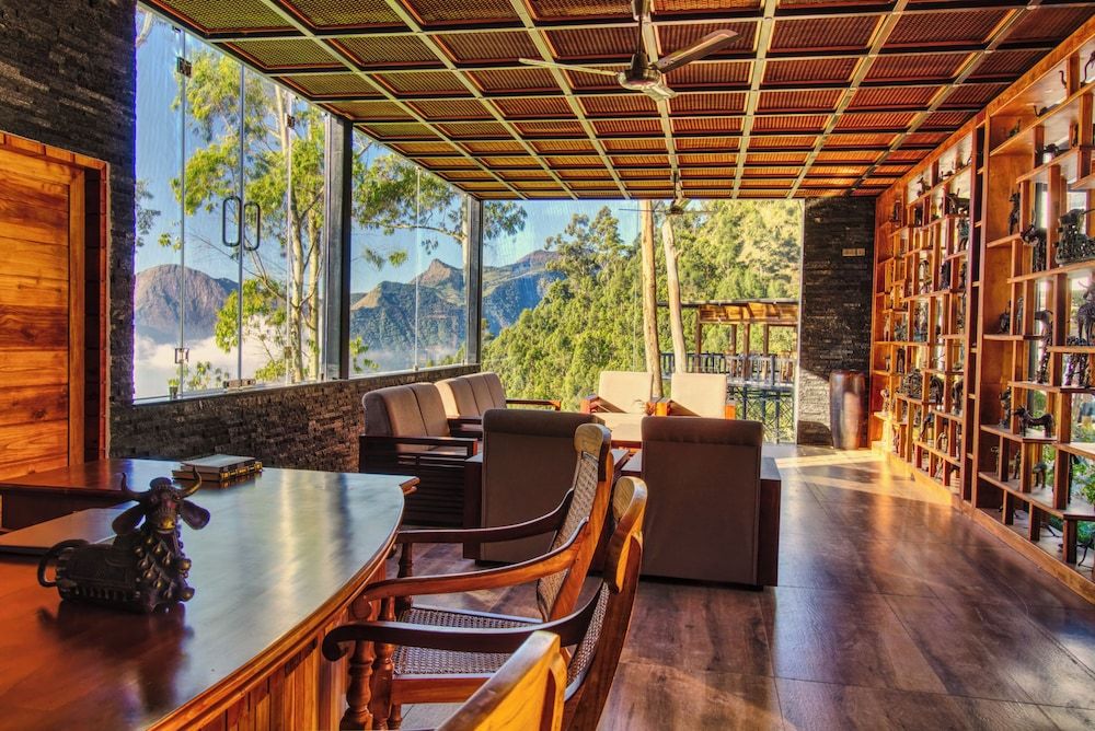 Chandys Drizzle Drops Munnar Top Station 3