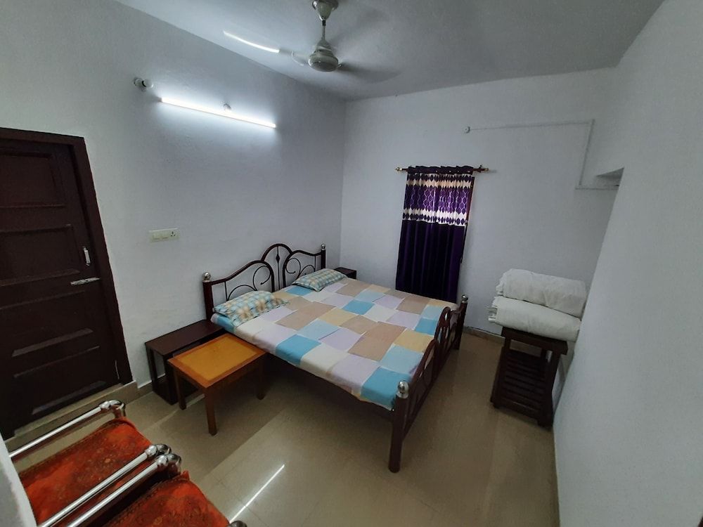 Room-janardan Homestay Lucknow -1 estrellas en Lucknow