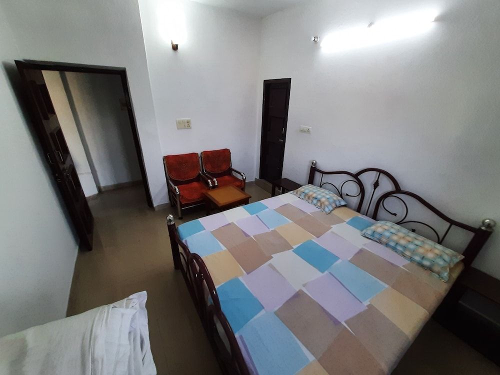 Room-janardan Homestay Lucknow 2