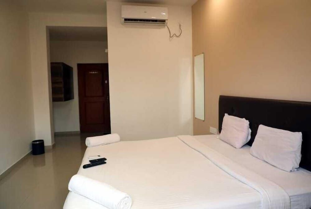 Hotel Krushna Express Inn 3