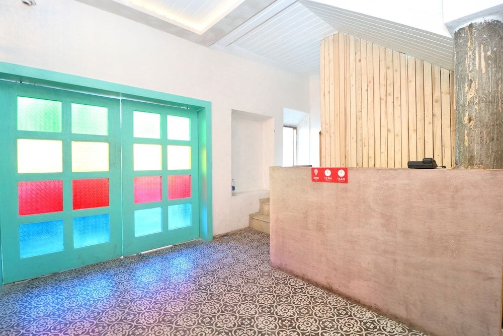 OYO 30593 Heritage Corner 3