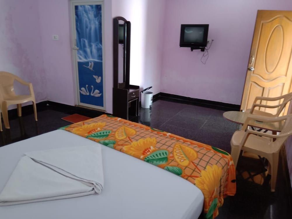 Ulo Rainbow Guest House 3