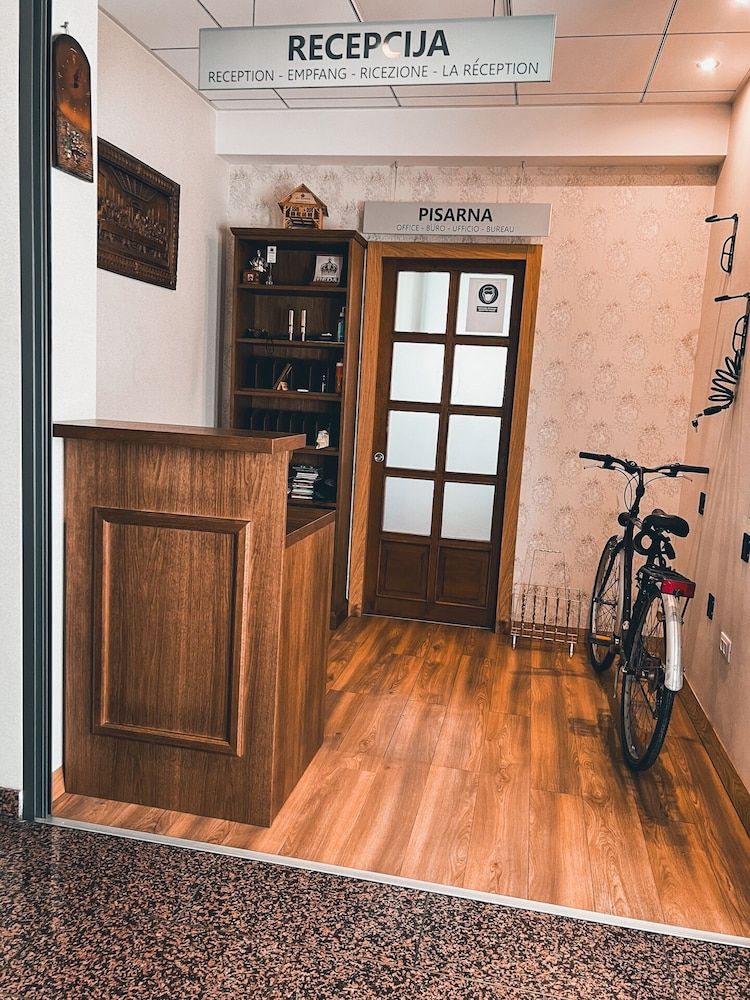 Guest House Pri Cesarju 2