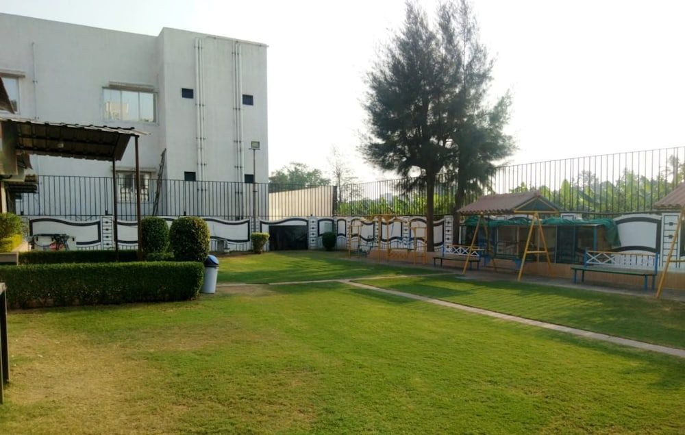 Hotel Swagat Inn And Guest House -1 estrellas en Surat