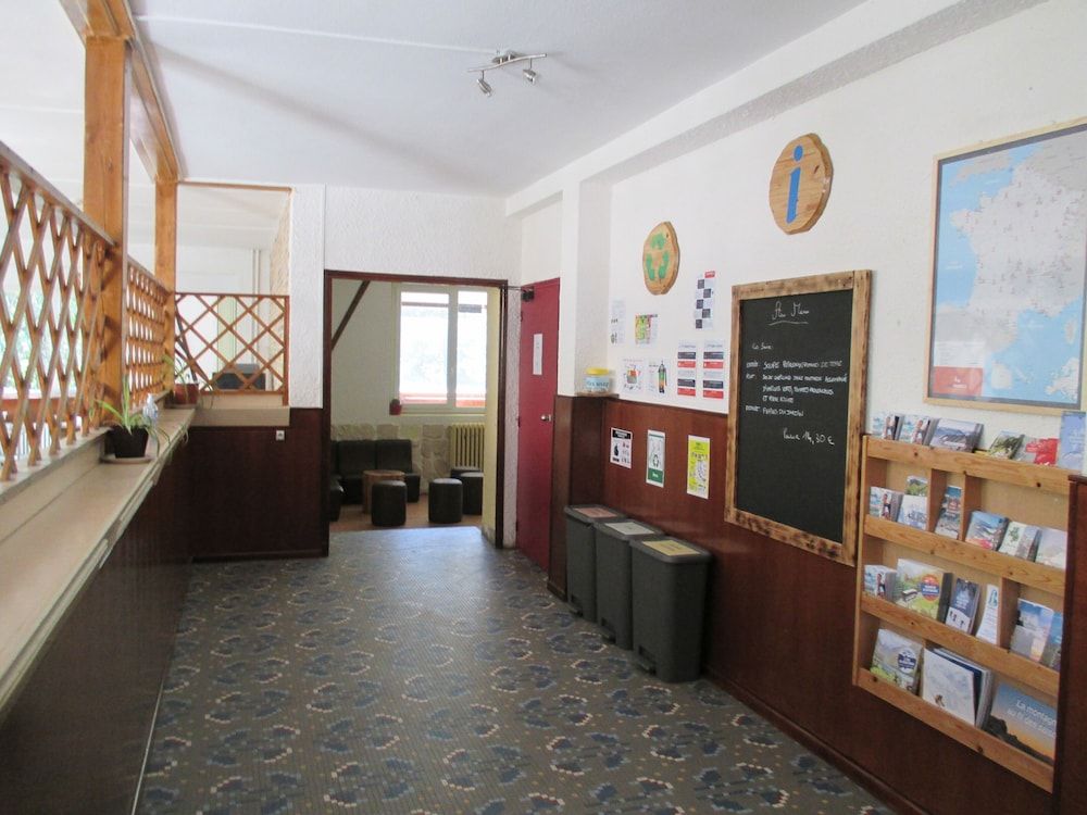 Auberge de Jeunesse HI Chamrousse 2