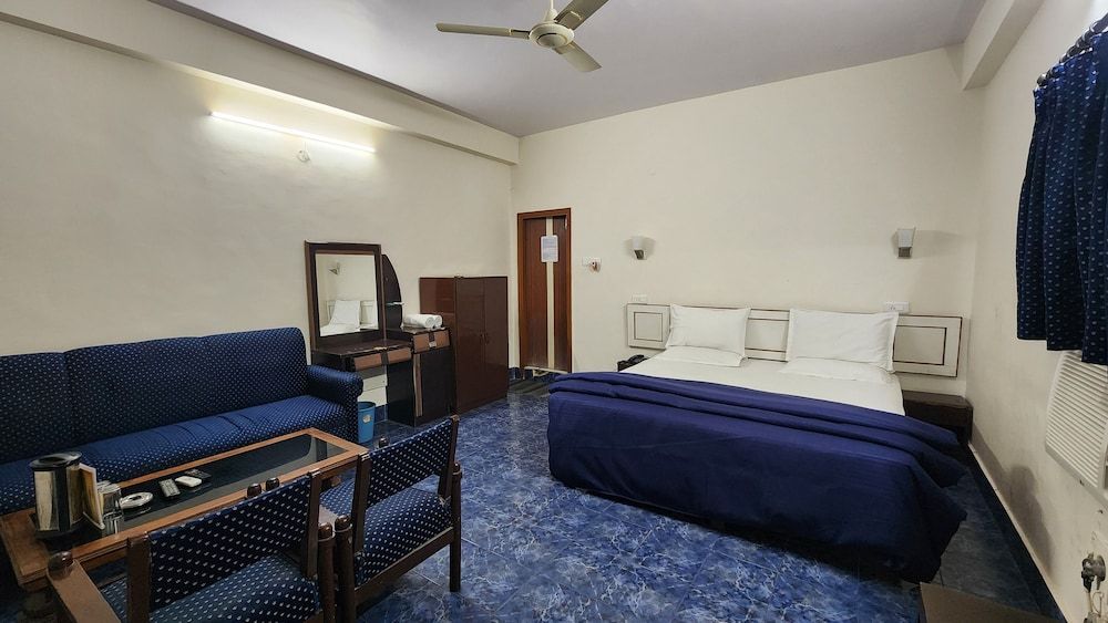 Hotel President 3
