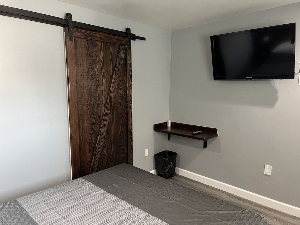 ERTH INN by AGA Bell Gardens 3