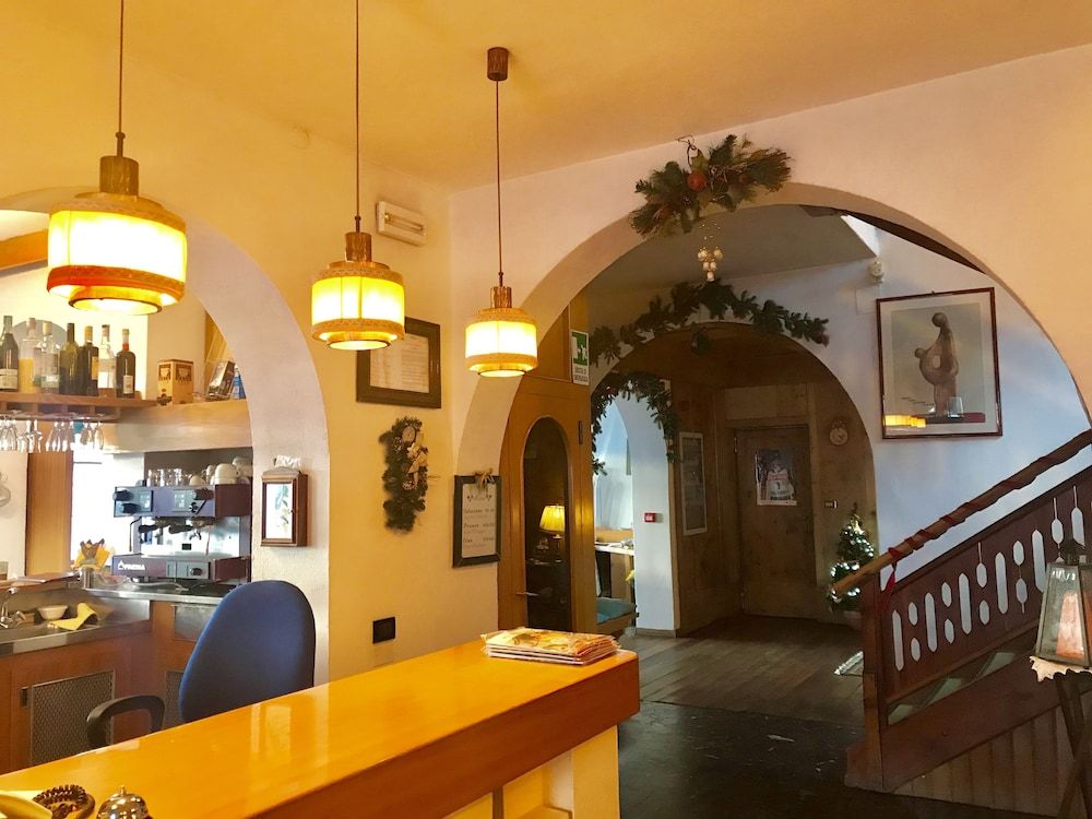 Hotel Monti Pallidi 2