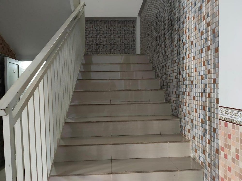 Hotel O Kost 3 Kelor Syariah 2