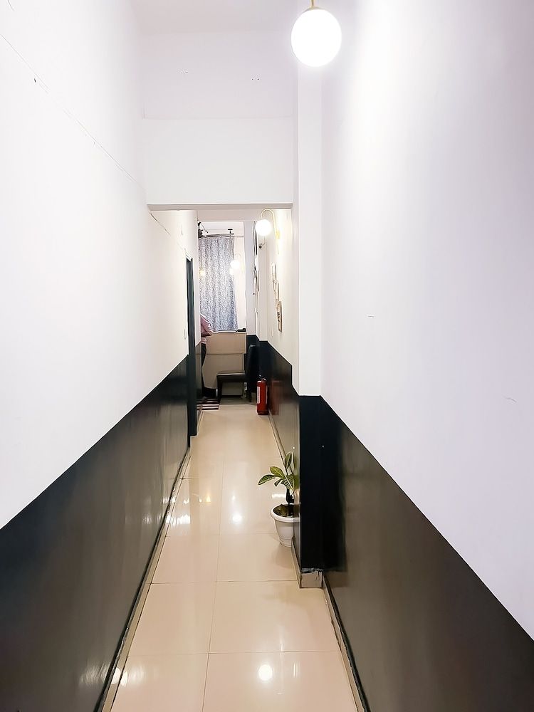 Roomshala 116 Krishna Villa 3