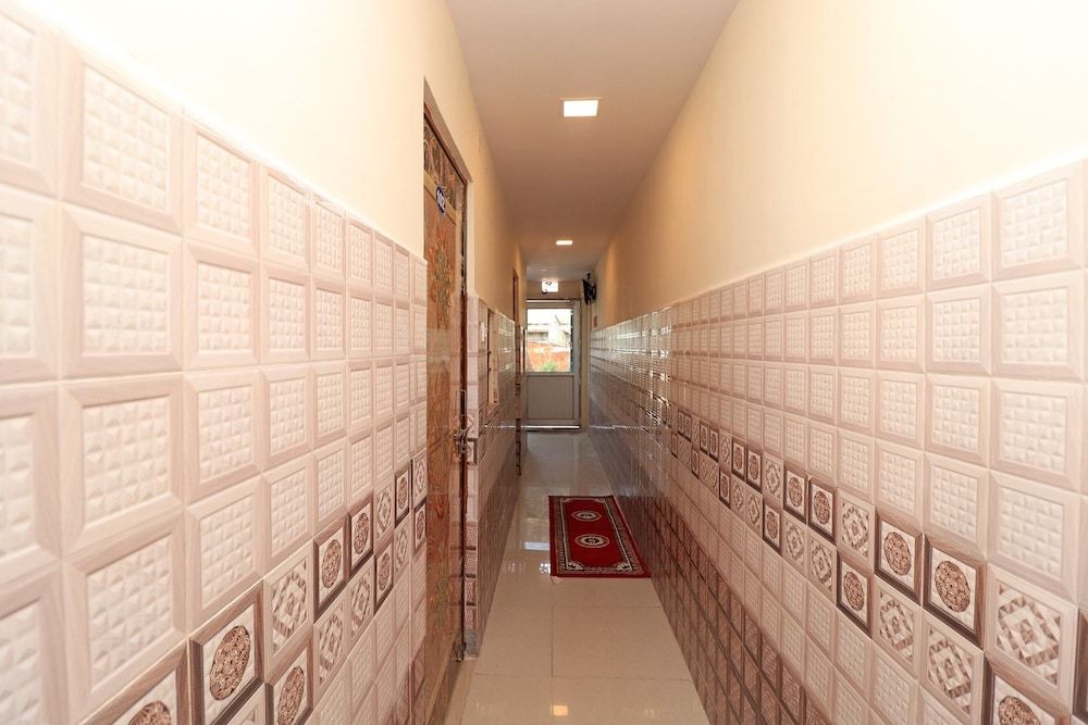 OYO 29430 Hotel Kunal 2