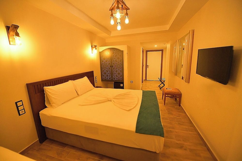 Midyat Ladinos Otel 3