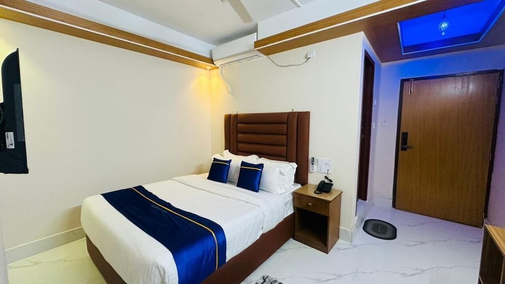 Hotel Blue Sky Mirpur 3