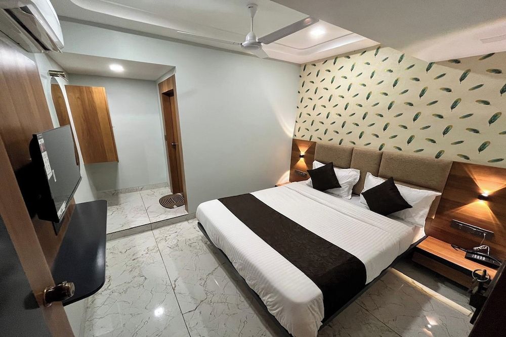 Hotel Moon Light Isanpur Ahmedabad -1 estrellas en Ahmedabad