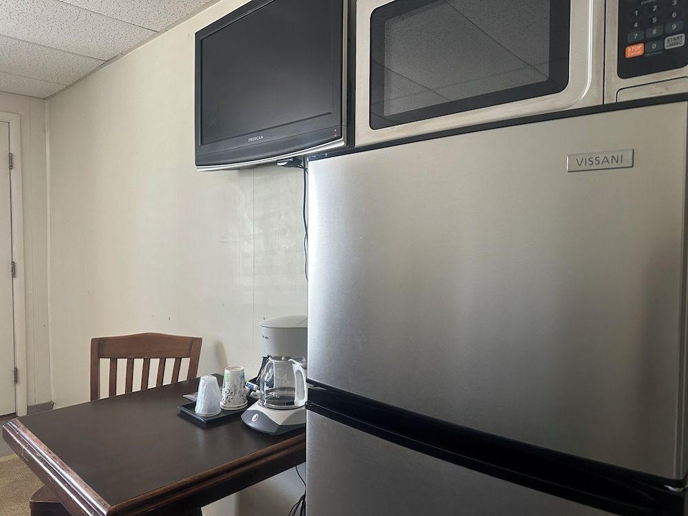 Grand Central Motel 2