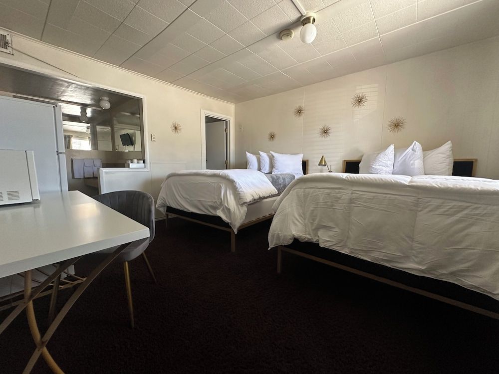 Grand Central Motel 3