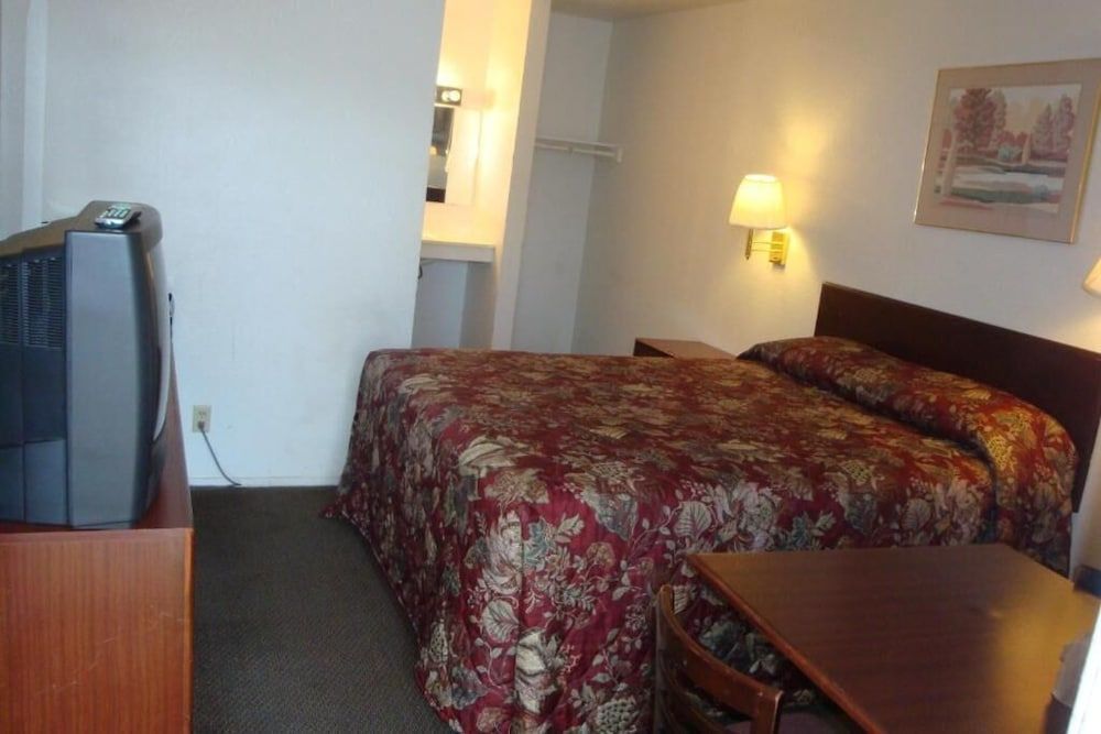 American Motel 2