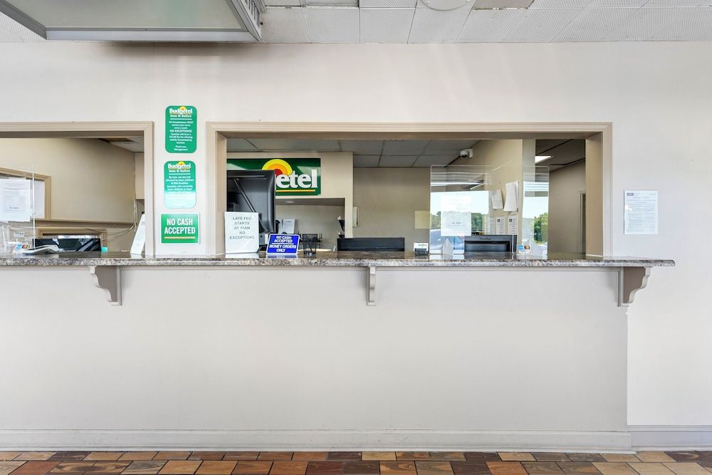 Budgetel Inn and Suites 3