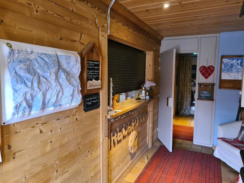 Hôtel Restaurant L'Adray 3