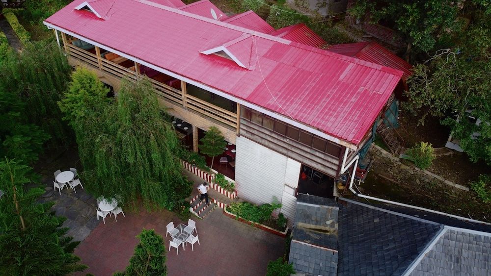 Oakwood Hamlet Resort - Shoghi - Shimla 2