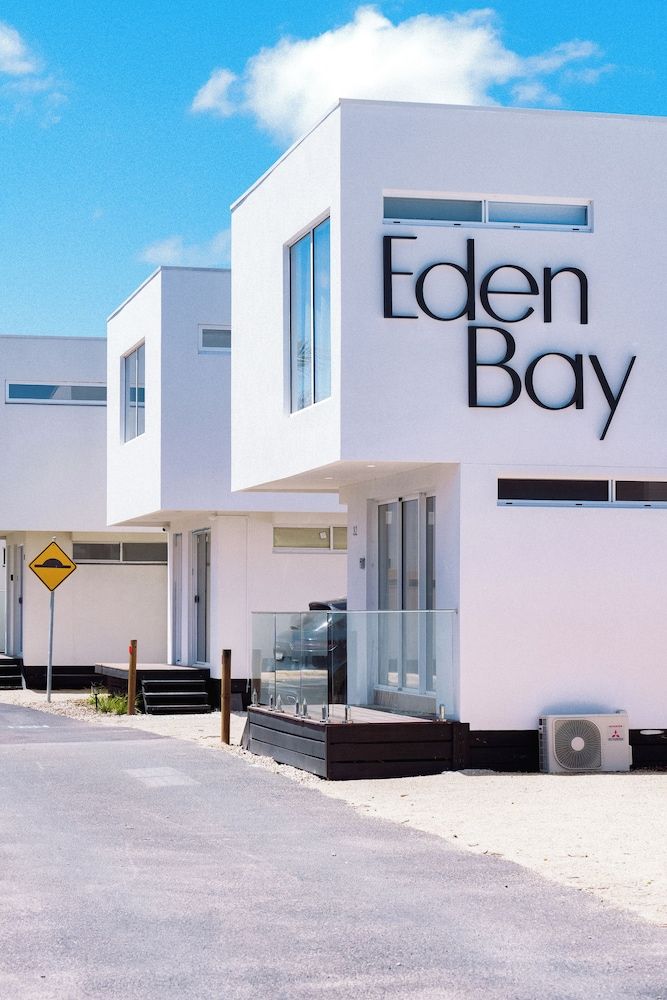 Eden Bay Mornington