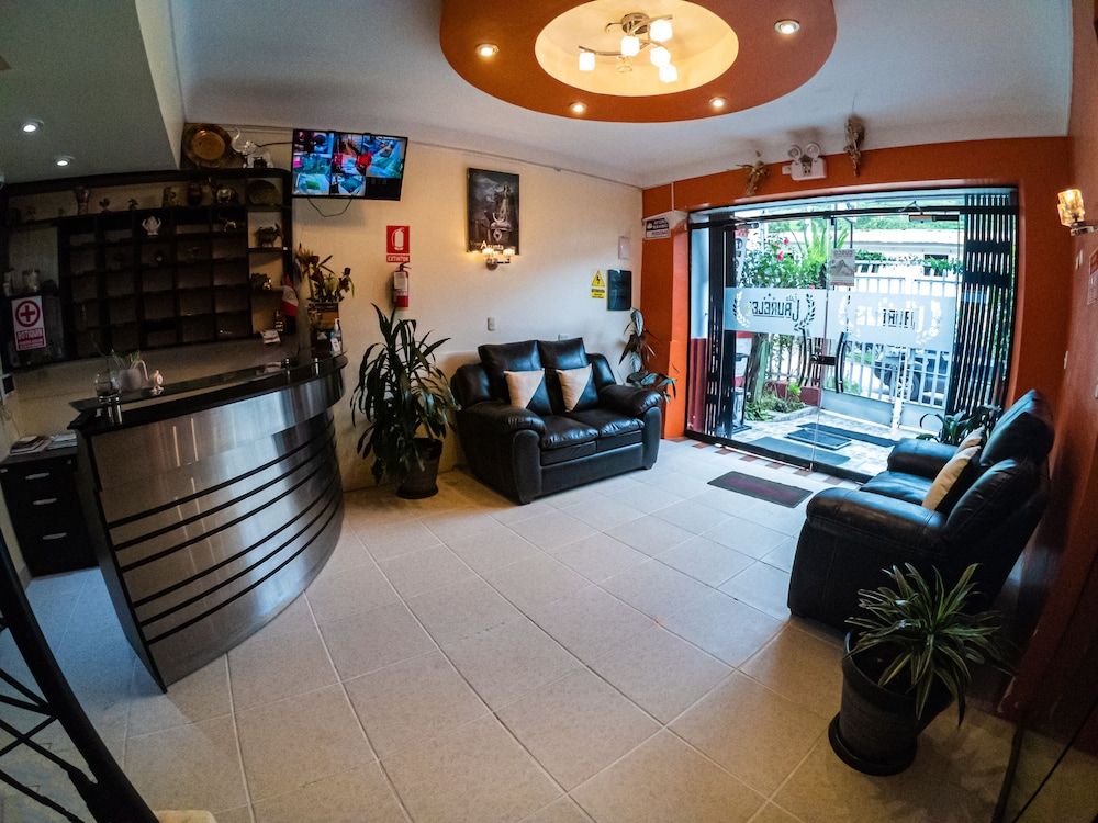 Hotel Los Laureles 3