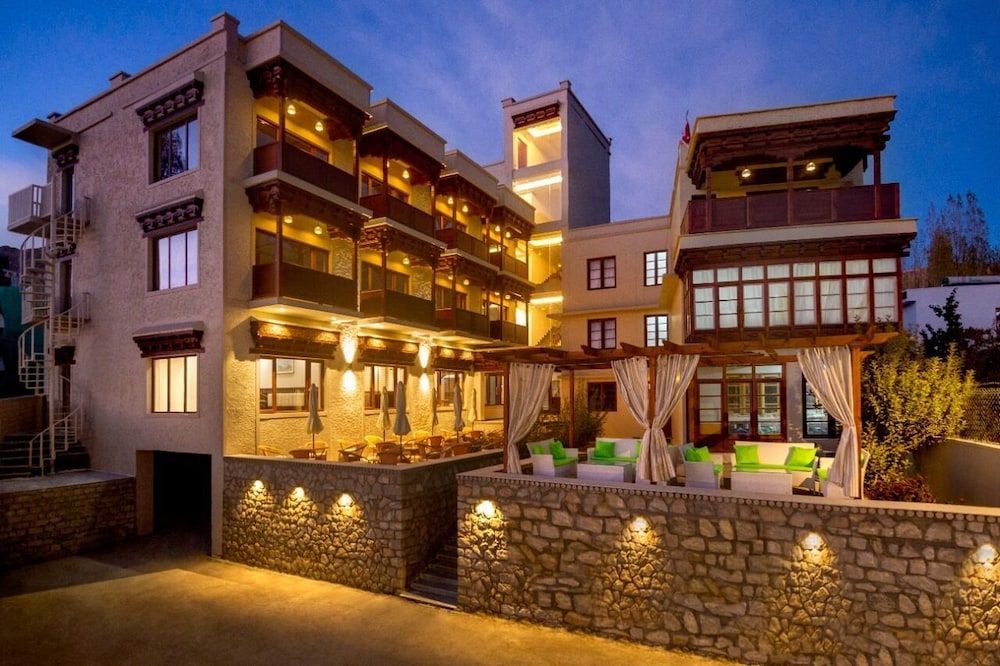 Hotel Ashoka Ladakh 5 estrellas en Leh