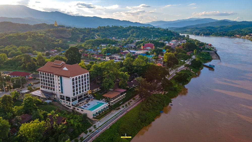 Chiangkhong Teak Garden Riverfront Onsen Hotel 4 estrelas em Chiang Khong