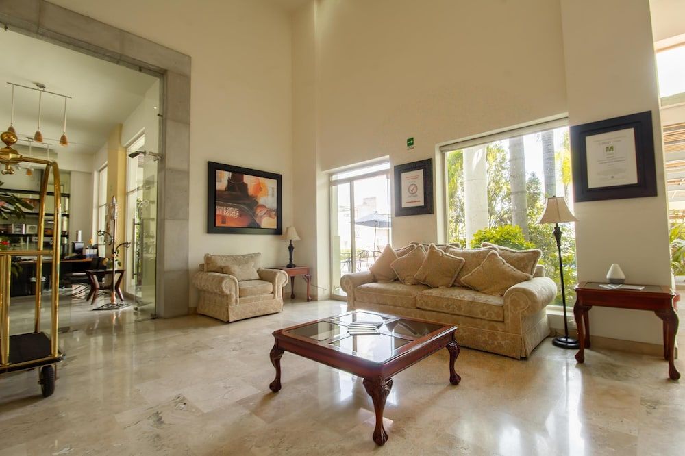 Hecthorny San Carlos Tequisquiapan, BW Signature Collection 3