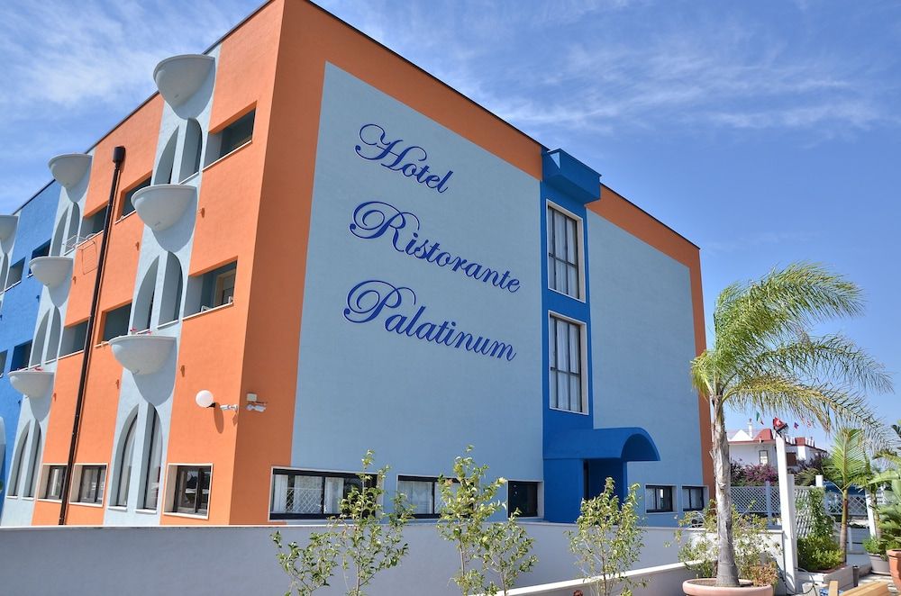 Hotel Palatinum 3 estrelas em Bernalda