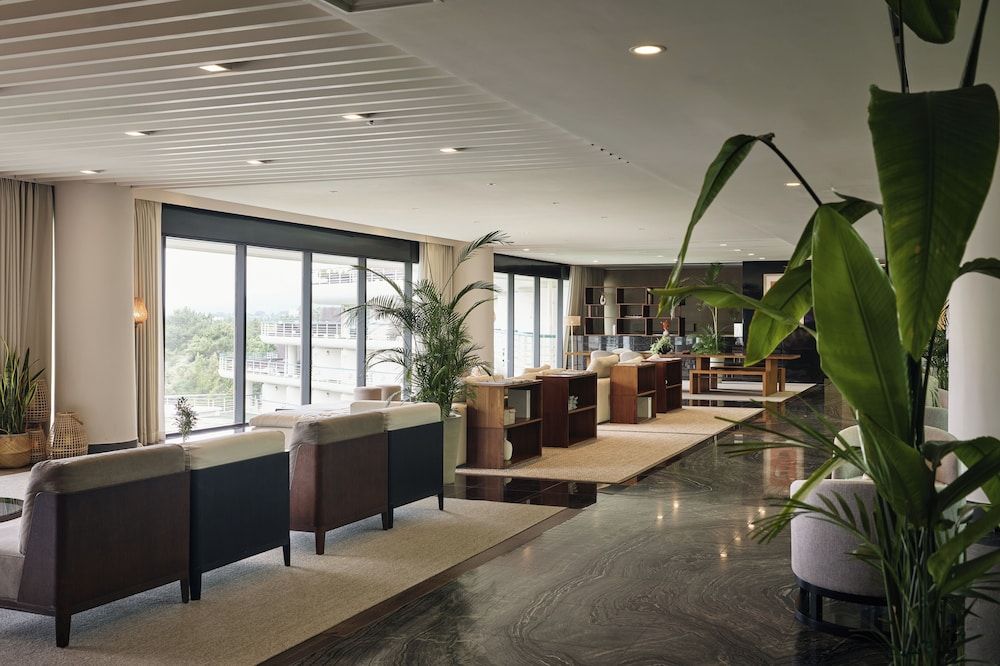 Grand Josun Hill Suite 3
