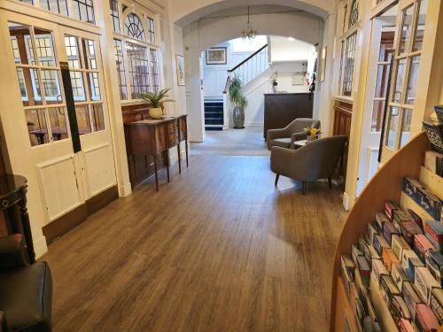 The National Hotel 3