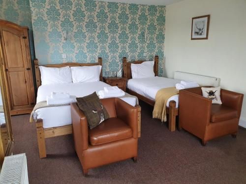 The Littleton Arms 2